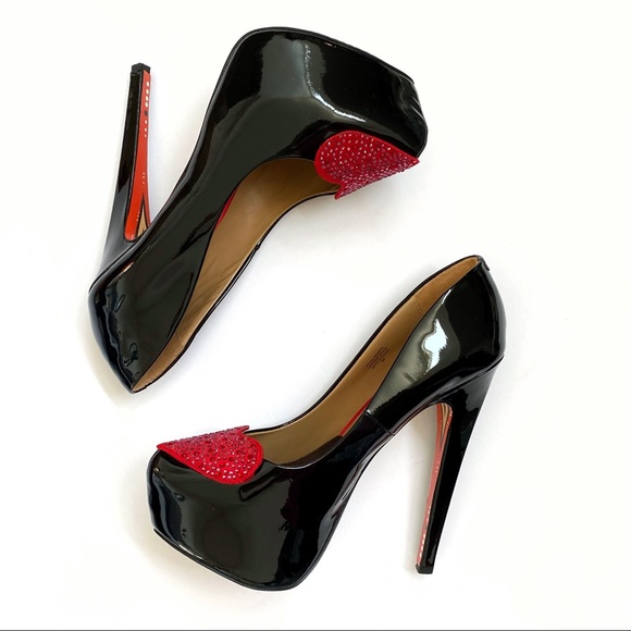 Taylor says black patent leather red sparkly heart pointed toe platform heels - Picture 5 of 11